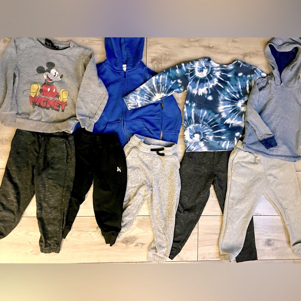 4T Boy 9pc Fall Bundle! 5-4T Sweatpants and 4-Sweatshirts